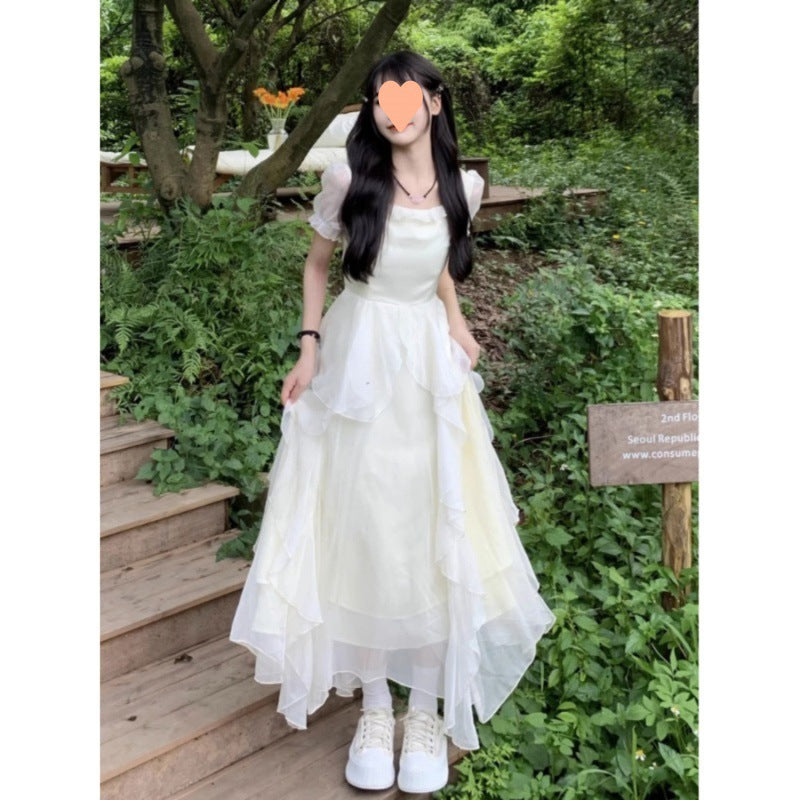 Fugitive Princess Dress 2023 New Summer Light Wedding Dress Design Sense Tight Waist French First Love Gentle White Moonlight dress