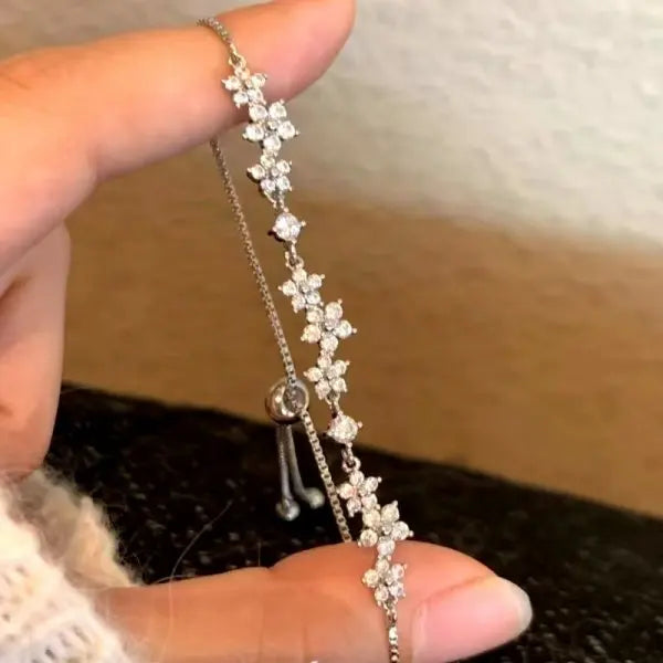 Elegant Red Crystal Zircon Metal Chain Bracelets for Women Colorful Heart Bracelets Party Wedding Wrist Charms Jewelry Gift