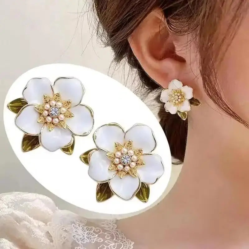 925 Silver Needle Hollow Crystal Swan Earrings For Women Korean Jewelry 2026 Trending New Luxury Animal Pearl Stud Earrings Gift