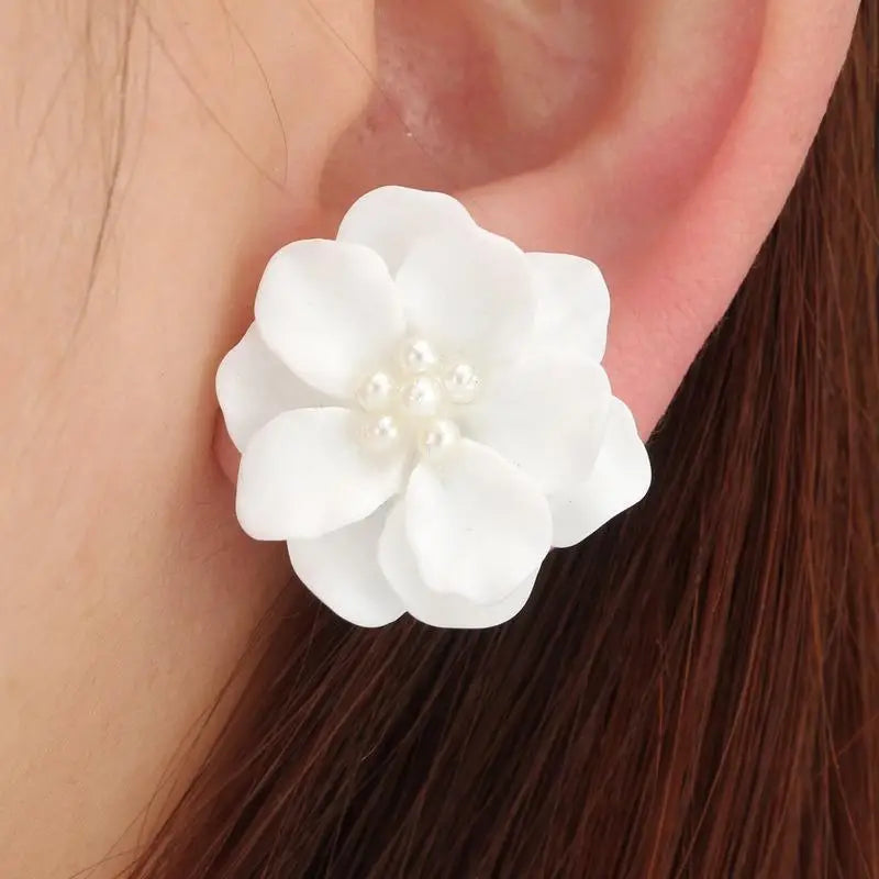 925 Silver Needle Korean Fashion Bowknot Tulip Earrings For Women Jewelry 2026 Trending New Women's White Flower Earrings Brinco