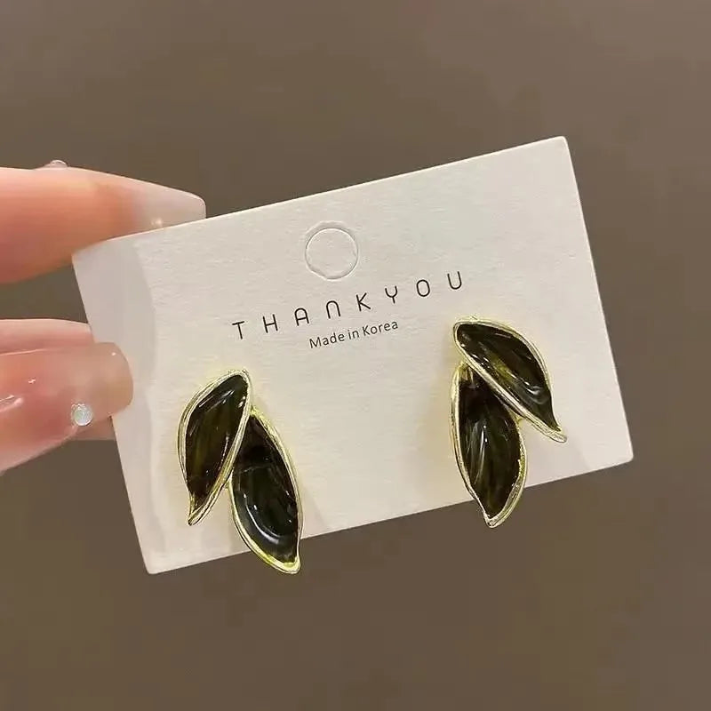 925 Silver Needle Korean Fashion Zircon Geometric Earrings For Women Jewelry 2026 Trending Luxury Crystal Cross Stud Earrings
