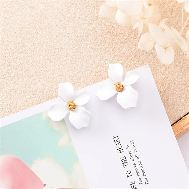 Colorful Metal Dangle Earrings for Women Personality Fashion Drop Earrings Flower Heart Pendants Earrings pendientes mujer