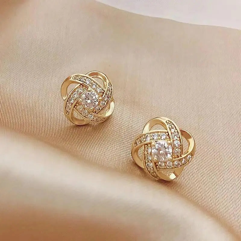 925 Silver Needle Korean Fashion Crystal Flower Earrings For Women Jewelry 2026 Trending New Luxury Zircon Flowers Stud Earrings