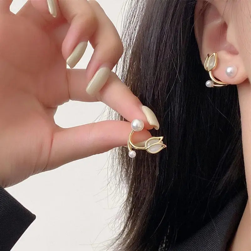925 Silver Needle Korean Fashion Pearl Stud Earrings For Women Jewelry 2026 Trending Crystal Flower Butterfly Leaf Earrings Gift
