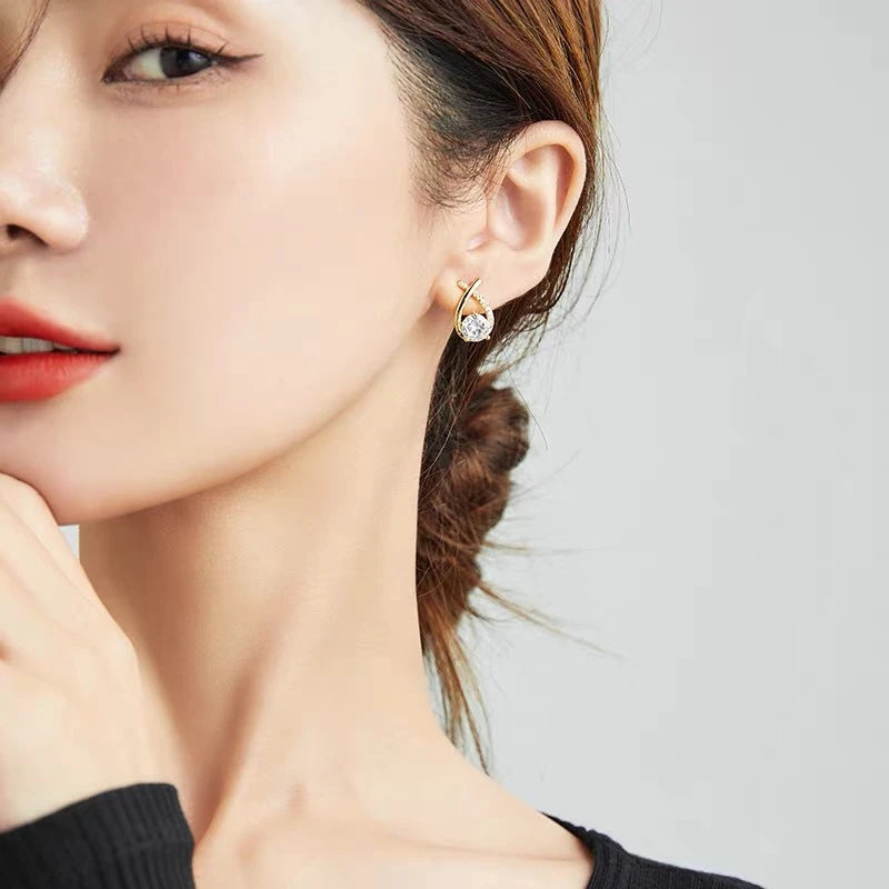 925 Silver Needle Korean Fashion Zircon Geometric Earrings For Women Jewelry 2026 Trending Luxury Crystal Cross Stud Earrings