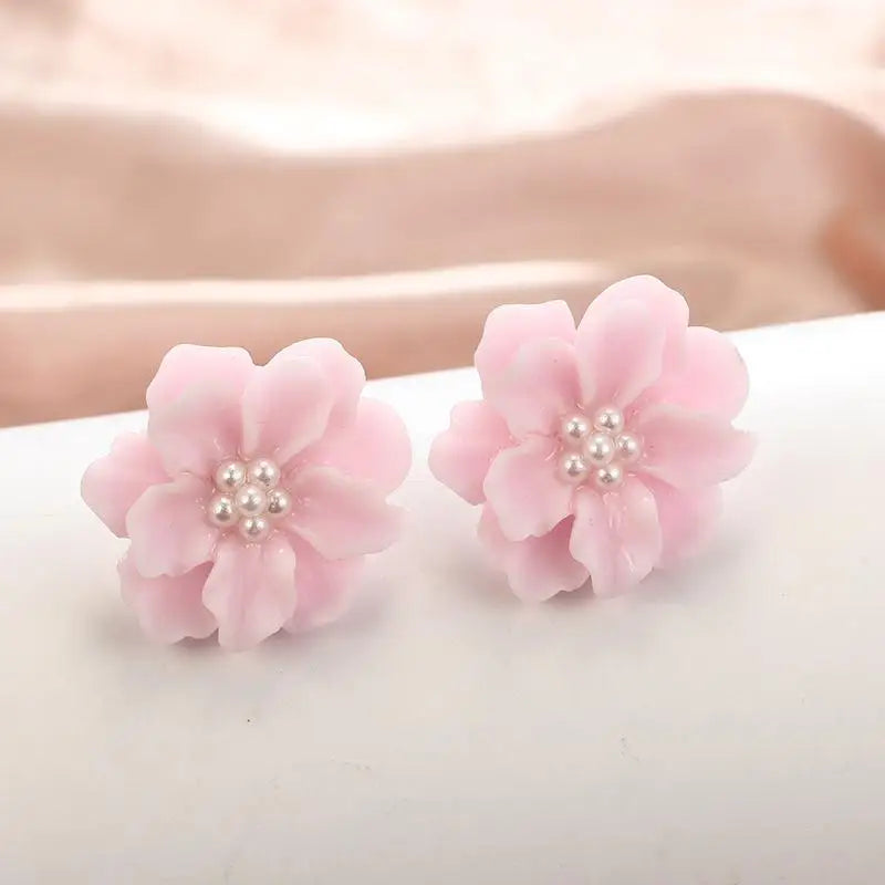 925 Silver Needle Korean Fashion Bowknot Tulip Earrings For Women Jewelry 2026 Trending New Women's White Flower Earrings Brinco