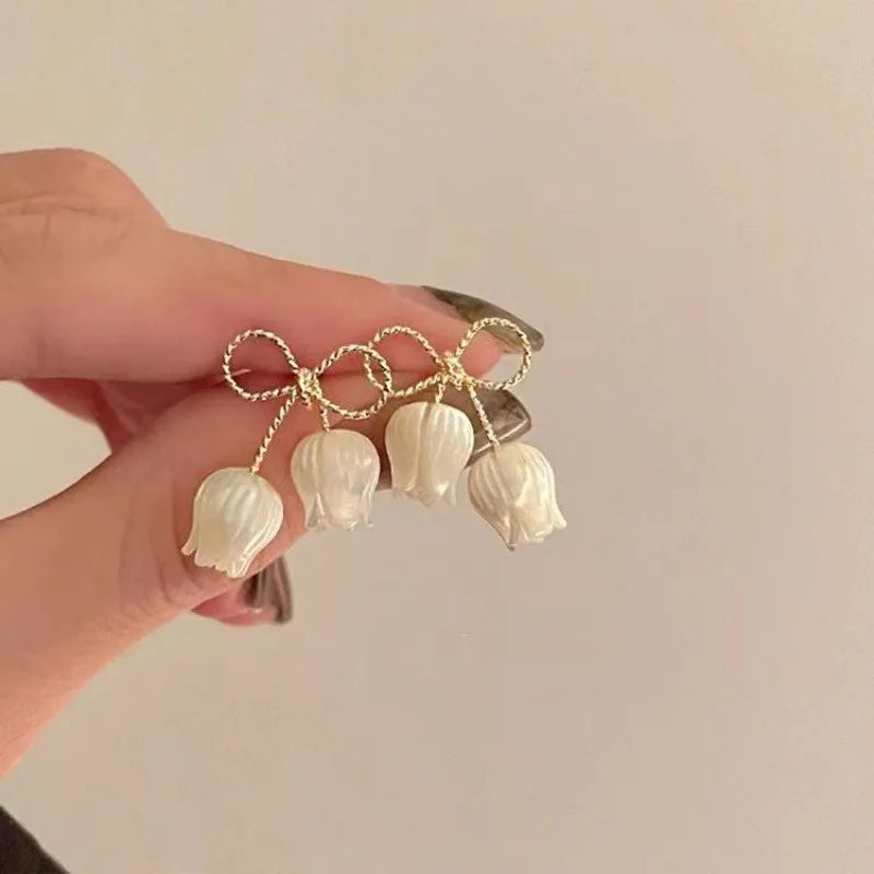 925 Silver Needle Korean Fashion Bowknot Tulip Earrings For Women Jewelry 2026 Trending New Women's White Flower Earrings Brinco