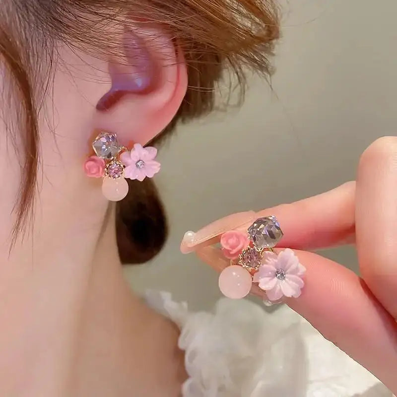 925 Silver Needle Korean Fashion Bowknot Tulip Earrings For Women Jewelry 2026 Trending New Women's White Flower Earrings Brinco