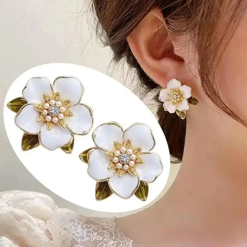 925 Silver Needle Korean Fashion Bowknot Tulip Earrings For Women Jewelry 2026 Trending New Women's White Flower Earrings Brinco