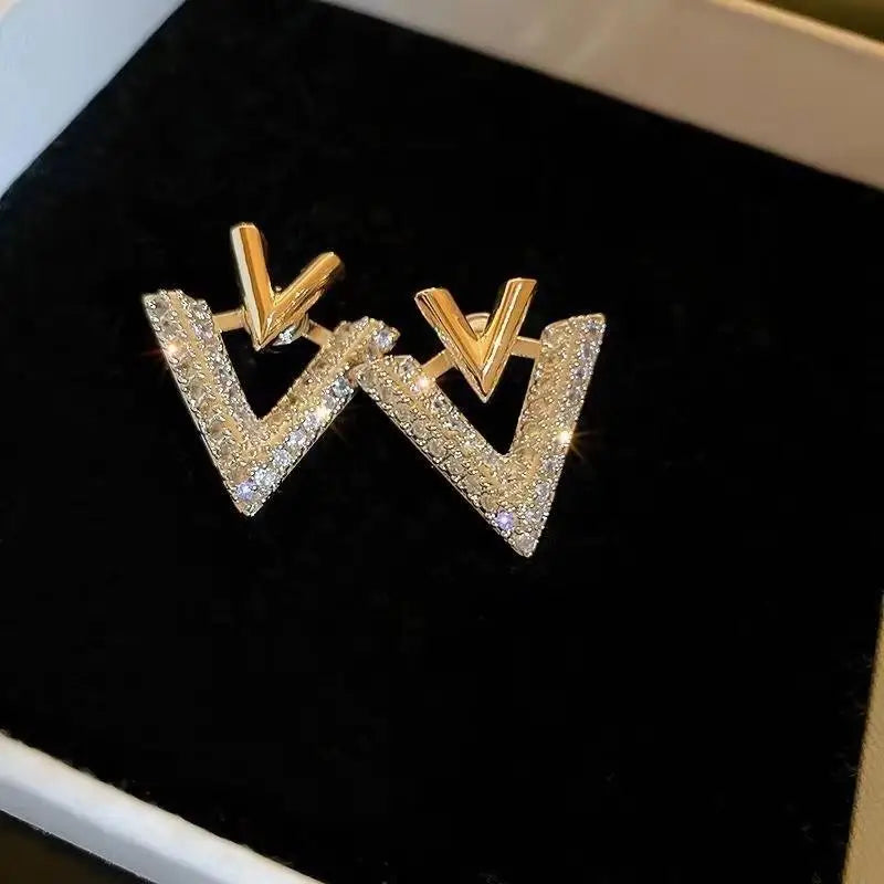 925 Silver Needle Korean Fashion Crystal Heart Earrings For Women Jewelry 2026 Trending New Luxury Women's Hoop Earrings Brincos