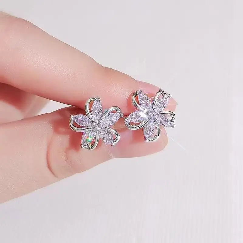 925 Silver Needle Korean Fashion Crystal Heart Earrings For Women Jewelry 2026 Trending New Luxury Women's Hoop Earrings Brincos