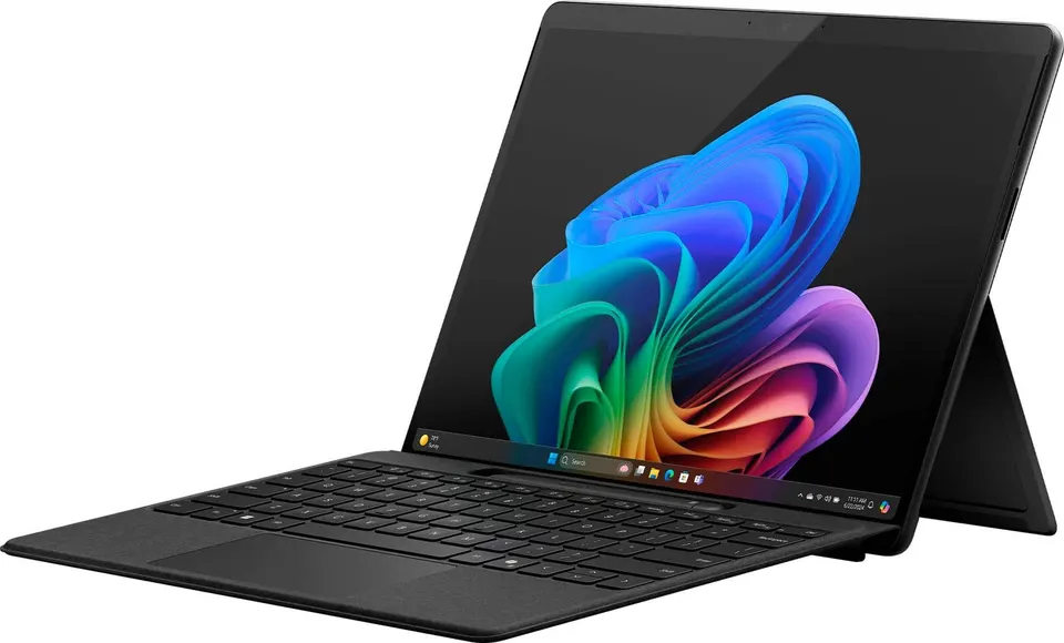 Microsoft Surface Pro 13"| 10 Core | Copilot+PC | 2 in 1 | 120Hz Display | Snapdragon X Plus | 16GB RAM | 512 SSD | Black | UAE TRA Version